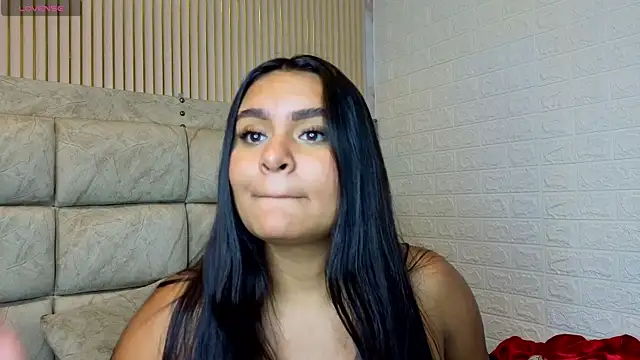 amarahanks1 online show from January 9, 2026, 8:50 am