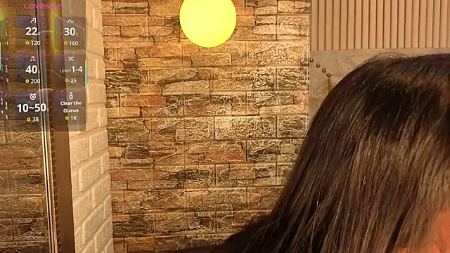 amarahanks1 online show from January 14, 2026, 12:27 am