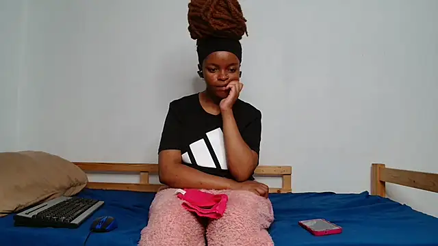 Snapshot of KinkyP6966 chatting on November 23, 2025, 5:24 pm KinkyP6966 online show from November 23, 2025, 5:24 pm