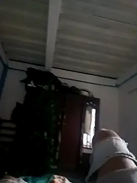 Snapshot of jhoan_9304 chatting on November 9, 2025, 6:28 pm jhoan 9304 online show from November 9, 2025, 6:28 pm