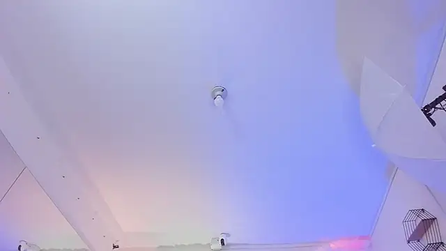 Lucerop  online show from March 1, 2026, 3:41 am