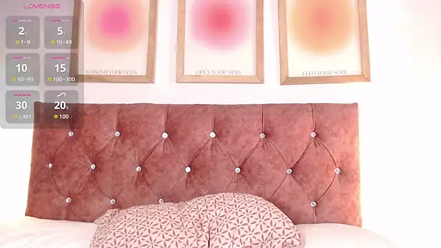 Madisonkay online show from November 14, 2025, 7:12 pm