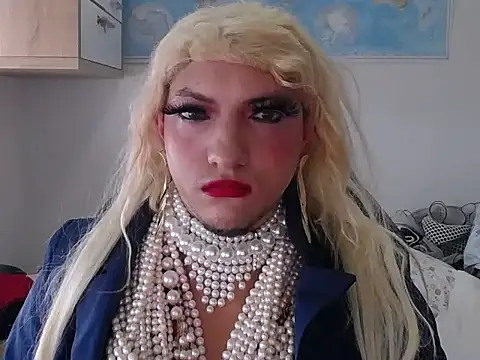 Snapshot of VanesaCrossic chatting on March 1, 2026, 8:38 am VanesaCrossic online show from March 1, 2026, 8:38 am