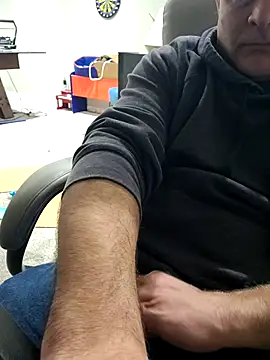 big Jizzy 125 online show from November 3, 2025, 4:58 am