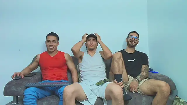 thebadboys05 online show from November 14, 2025, 12:20 am