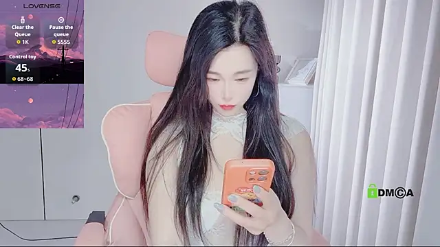 YunShan-33 online show from April 24, 2026, 5:10 am