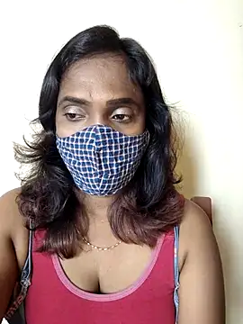 Queen-dhivya online show from December 23, 2025, 7:39 am