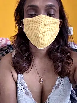 Queen-dhivya online show from April 18, 2026, 5:11 am