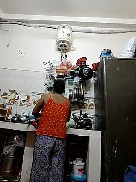 Hot-Sana2 online show from April 17, 2026, 6:33 pm