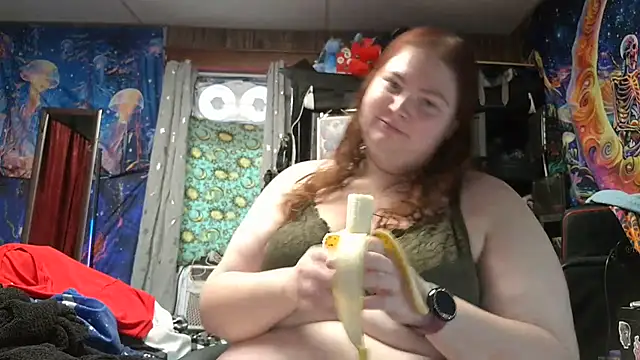 Amberstardusk online show from November 13, 2025, 1:10 pm