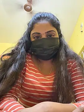 Tamil Hot Varshu online show from December 16, 2025, 5:51 pm