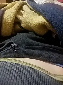 Snapshot of julifer_ chatting on November 16, 2025, 8:03 pm julifer online show from November 16, 2025, 8:03 pm