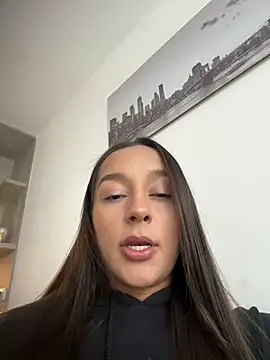 Brunettecollins05 online show from June 8, 2026, 8:31 pm