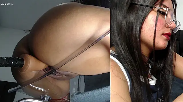 UGLYGIIRL  online show from April 16, 2026, 6:14 am