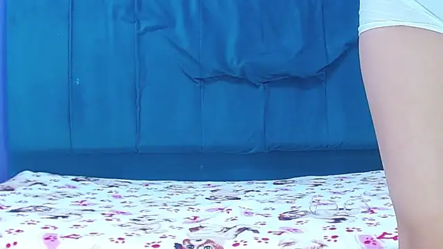 aperlacandycm01 online show from November 11, 2025, 3:50 am