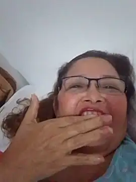 Cessi50 online show from March 10, 2026, 1:21 am