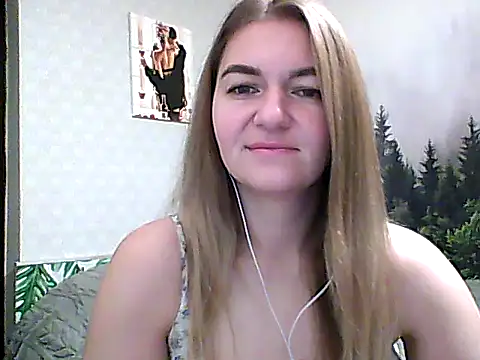 CandyOLimeX online show from November 11, 2025, 10:43 pm