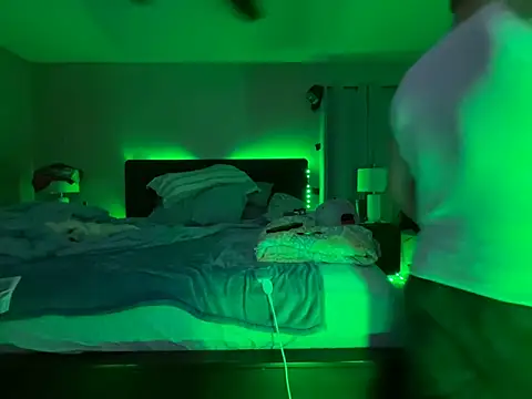 Antnjon online show from February 7, 2026, 9:46 am