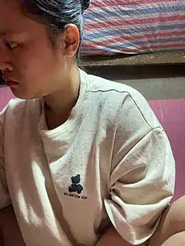 anhanh000 online show from November 2, 2025, 4:26 am