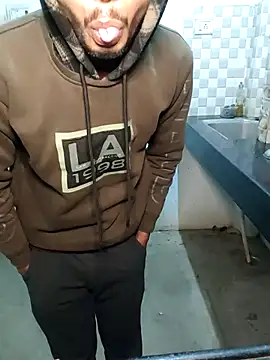 baby Cpl21 online show from January 13, 2026, 3:39 pm