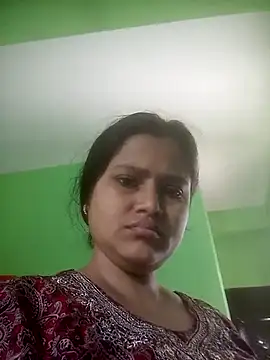 Tina 250 online show from April 11, 2026, 3:33 am