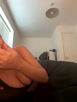 Bethrae25 online show from November 20, 2025, 3:12 pm