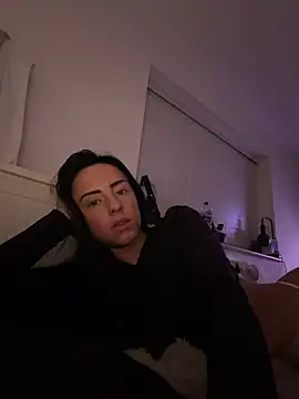 Bethrae25 online show from February 15, 2026, 10:39 pm