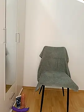 Lusandra1837lusi online show from November 7, 2025, 10:37 am