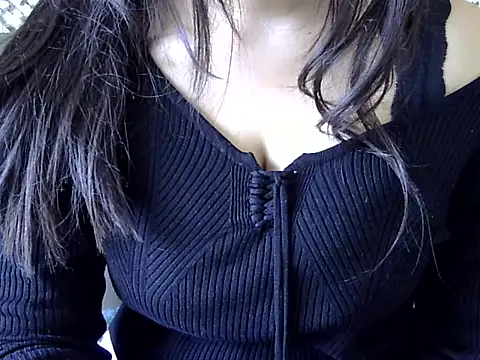 Snapshot of KOMAL_88 chatting on November 3, 2025, 8:37 am KOMAL 88 online show from November 3, 2025, 8:37 am