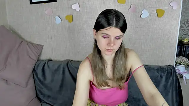 Snapshot of Zorianaa chatting on April 28, 2026, 9:20 pm Zorianaa online show from April 28, 2026, 9:20 pm