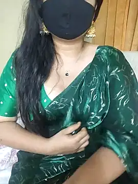 Snapshot of mouni499 chatting on May 26, 2026, 2:57 pm mouni499 online show from May 26, 2026, 2:57 pm