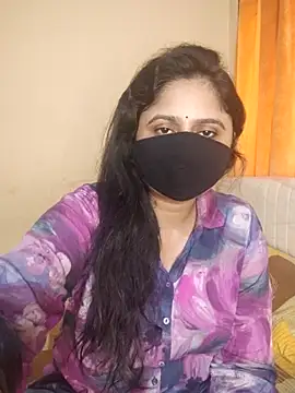 Snapshot of mouni499 chatting on June 8, 2026, 10:37 am mouni499 online show from June 8, 2026, 10:37 am