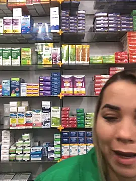 Snapshot of imoly_ chatting on November 1, 2025, 10:01 pm imoly online show from November 1, 2025, 10:01 pm