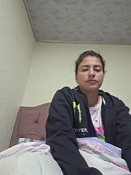 GISELLA   online show from November 18, 2025, 10:52 am