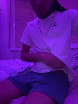 Snapshot of manuelrde chatting on November 4, 2025, 1:32 pm manuelrde online show from November 4, 2025, 1:32 pm