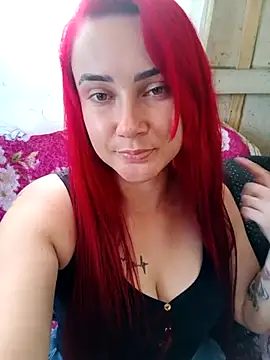 ruiviinhaah online show from December 15, 2025, 1:48 pm