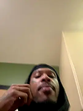 Snapshot of urnewfantasyzzz chatting on November 3, 2025, 12:46 am urnewfantasyzzz online show from November 3, 2025, 12:46 am