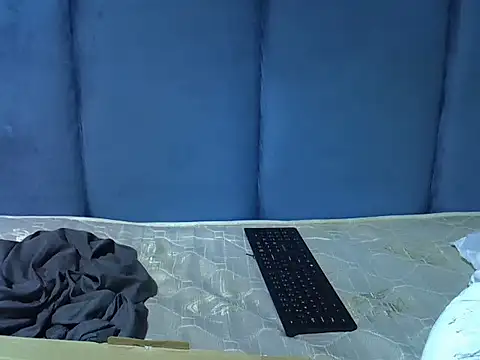 Snapshot of dutchees00 chatting on November 6, 2025, 10:27 am dutchees00 online show from November 6, 2025, 10:27 am