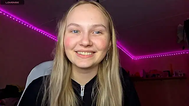 KarinRobertson online show from February 23, 2026, 5:21 pm