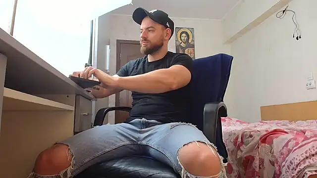 Ryanstone  online show from June 1, 2026, 3:30 am