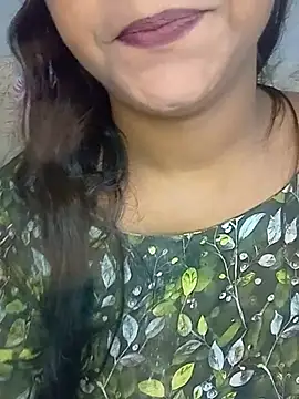 Neha533 online show from May 14, 2026, 6:26 pm