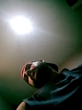 Yerackhip online show from March 4, 2026, 6:25 pm