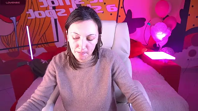 Snapshot of ZafiraMoonn chatting on February 24, 2026, 2:48 pm ZafiraMoonn online show from February 24, 2026, 2:48 pm