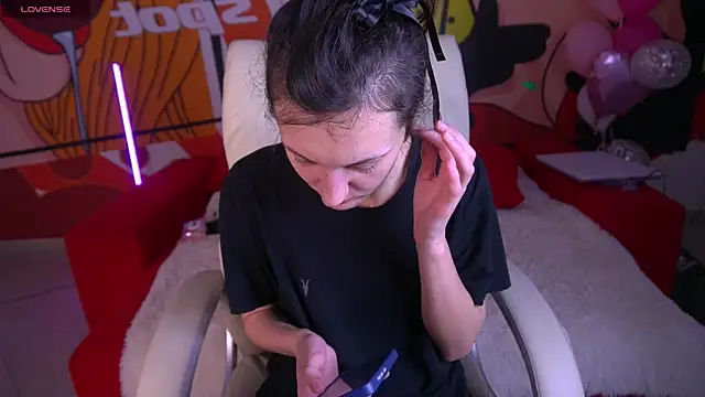 Snapshot of ZafiraMoonn chatting on February 25, 2026, 3:16 am ZafiraMoonn online show from February 25, 2026, 3:16 am