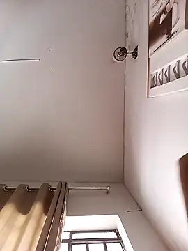 Keti marques84 online show from April 6, 2026, 1:12 pm