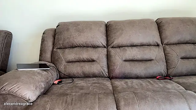 Alexandreagrace online show from January 15, 2026, 8:23 pm