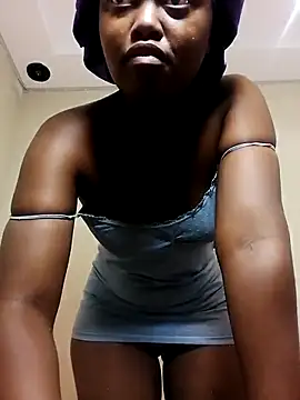 SweetSavage18 online show from December 1, 2025, 12:26 am