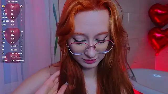 WICKEDEMBER online show from February 11, 2026, 1:43 am