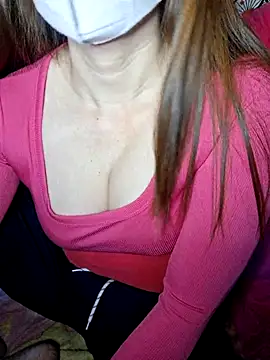 Snapshot of BeyeuCii99 chatting on November 30, 2025, 12:36 am BeyeuCii99 online show from November 30, 2025, 12:36 am