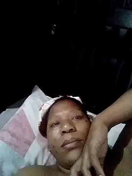 juicylips58 online show from November 14, 2025, 4:44 am
